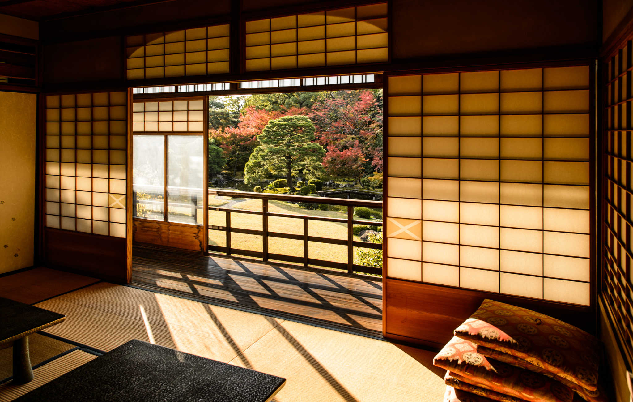 Porte coulissante japonaise : un atout charme pour votre déco !